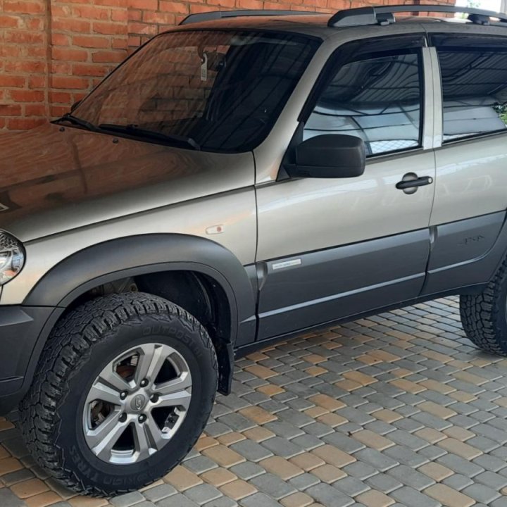 Chevrolet Niva, 2012