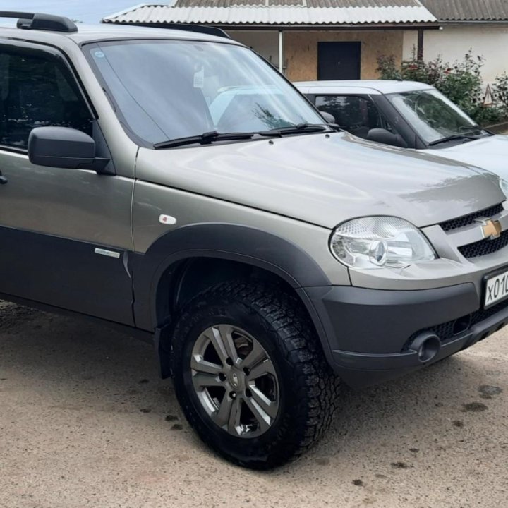 Chevrolet Niva, 2012