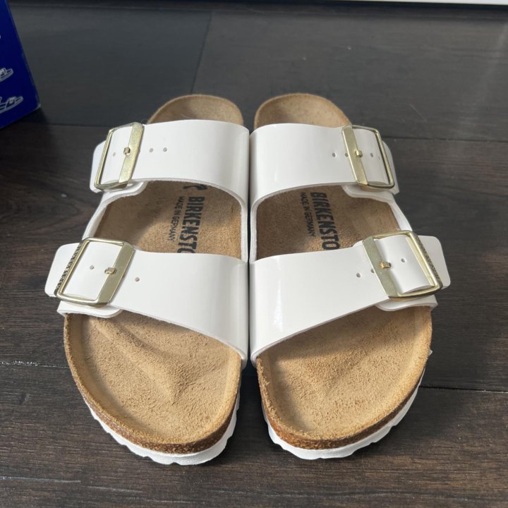 Сандали Birkenstock Arizona белые