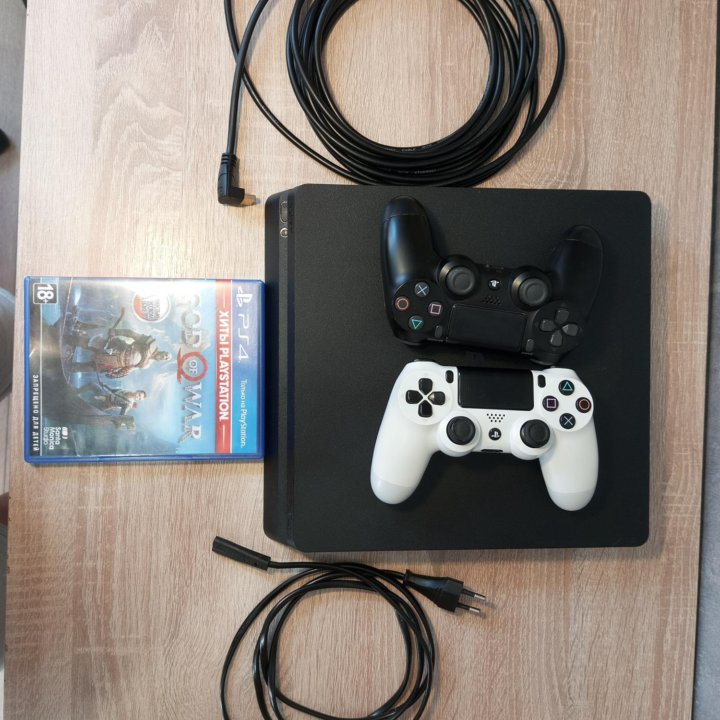 PlayStation 4 Slim