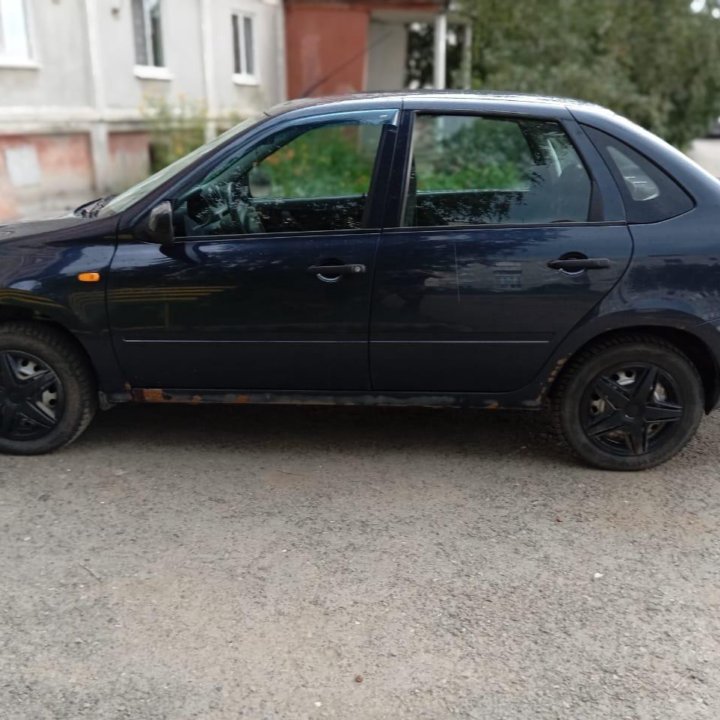 ВАЗ (Lada) Granta, 2013