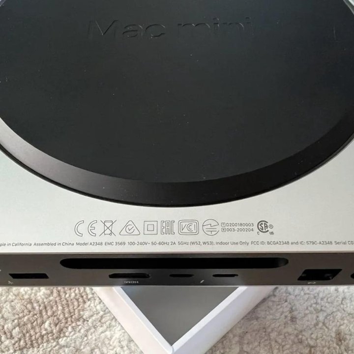 Apple Mac mini m1 8/256