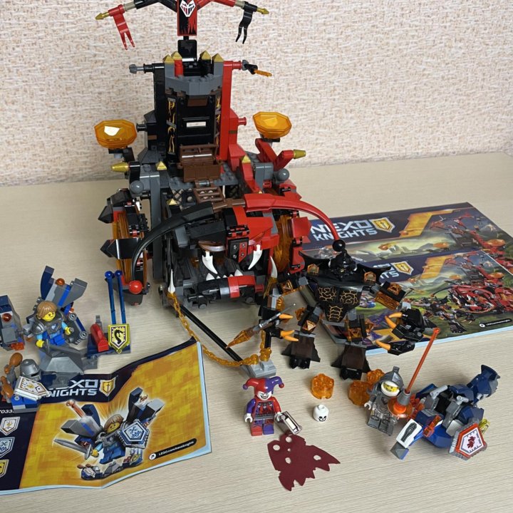 Lego Nexo Knights 70316 + 70333 Джестро-Мобиль