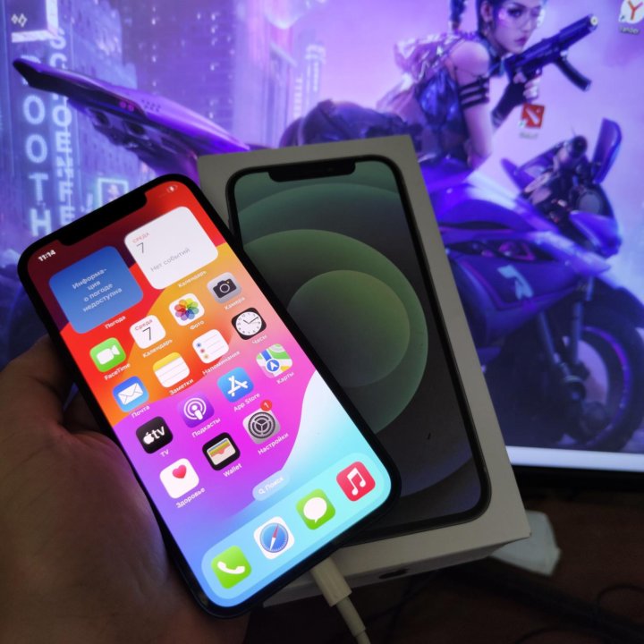 iPhone 12 128 Гб хорошее состояние