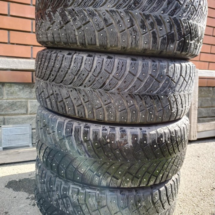 Шины Michelin X-Ice North 4 205/55/R16.