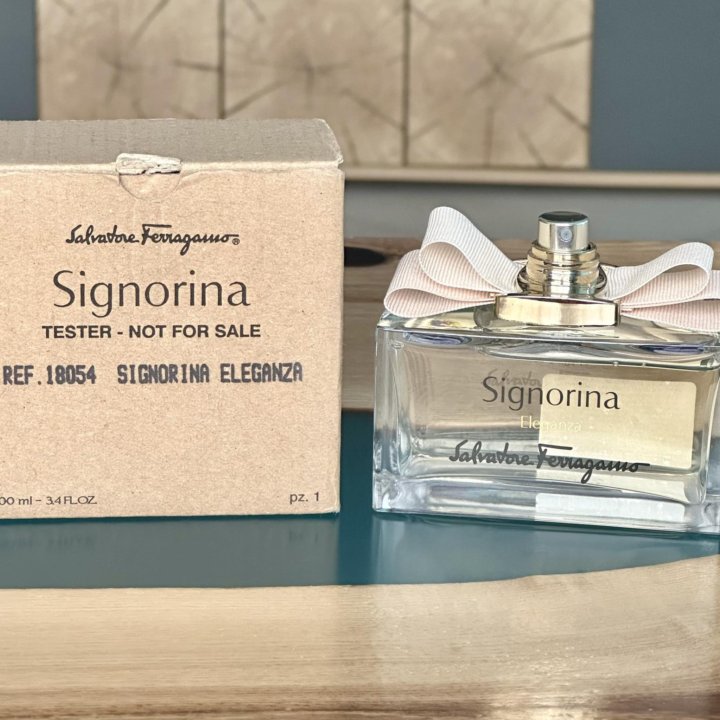 духи Signorina Eleganza Salvatore Ferragamo 100мл