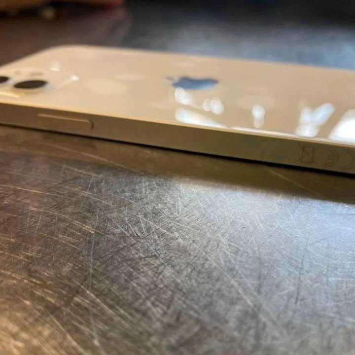 IPhone 12 / 128 GB / White (белый)