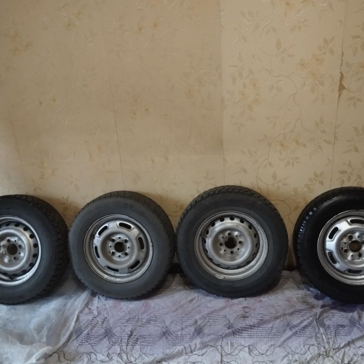 Шины зимние 175/70 R13