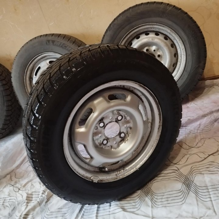 Шины зимние 175/70 R13