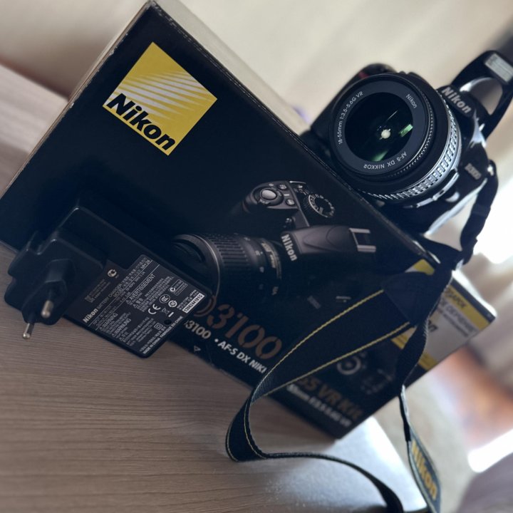 Цифровая фотокамера Nikon D3100 18-55 VR Kit