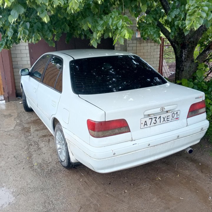 Toyota Carina, 1998