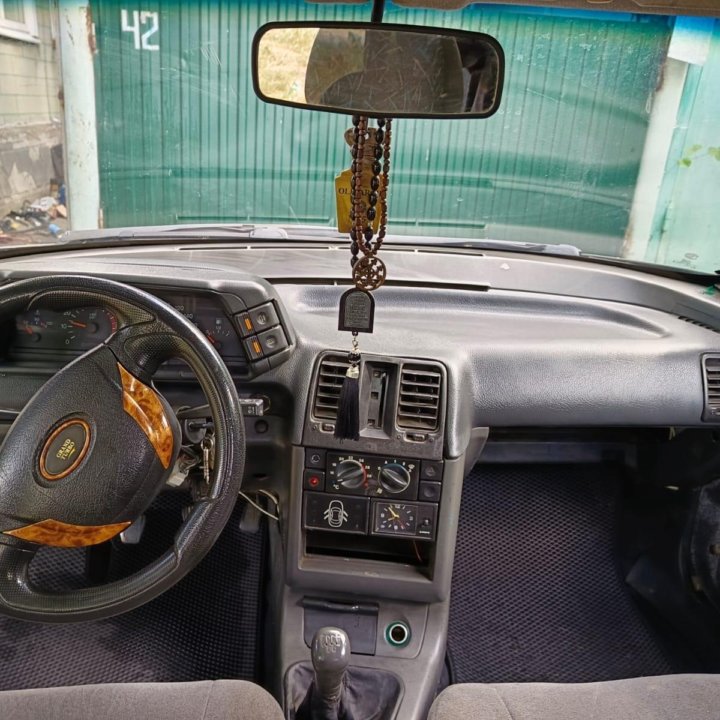 ВАЗ (Lada) 2110, 1999