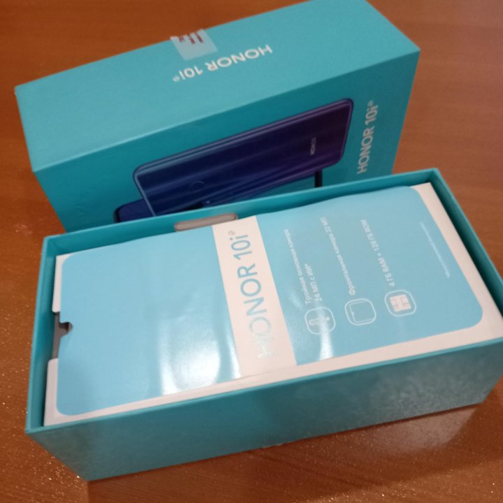 Смартфон HONOR 10i