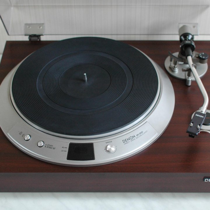 Проигрыватель Denon DP-1200