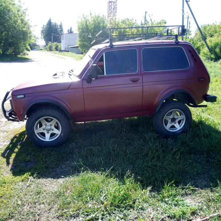 ВАЗ (Lada) Niva (4x4/Legend), 1989