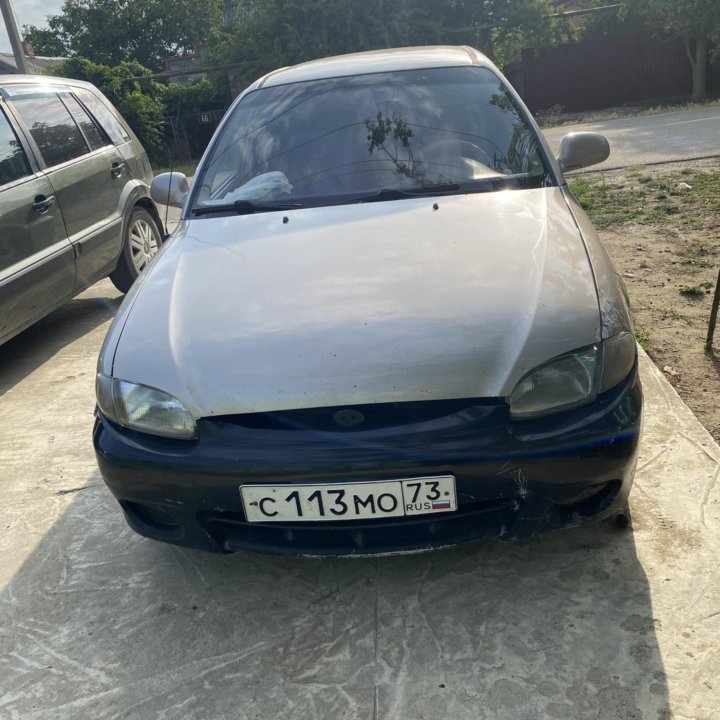 Hyundai Accent, 1999