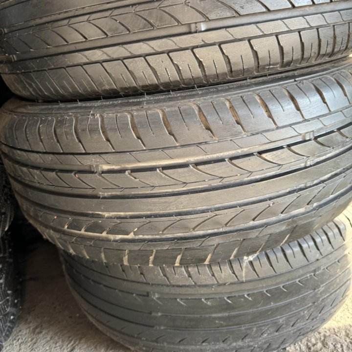 Четыре покрышки 205/55 R17