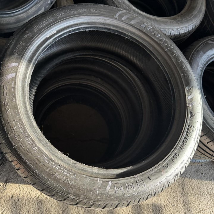 Четыре покрышки 205/55 R17