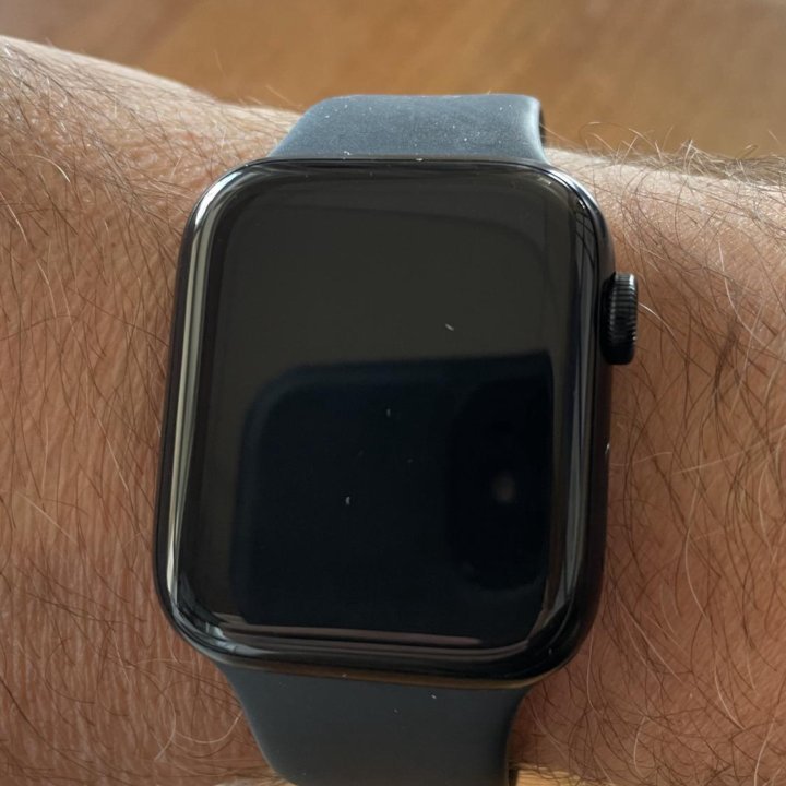 Apple Watch SE 2 44mm