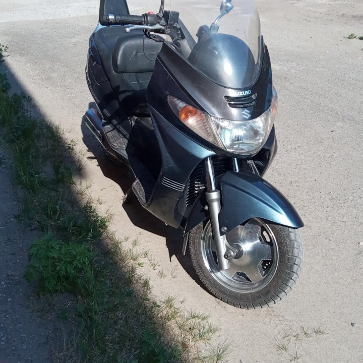 Suzuki skywave 400