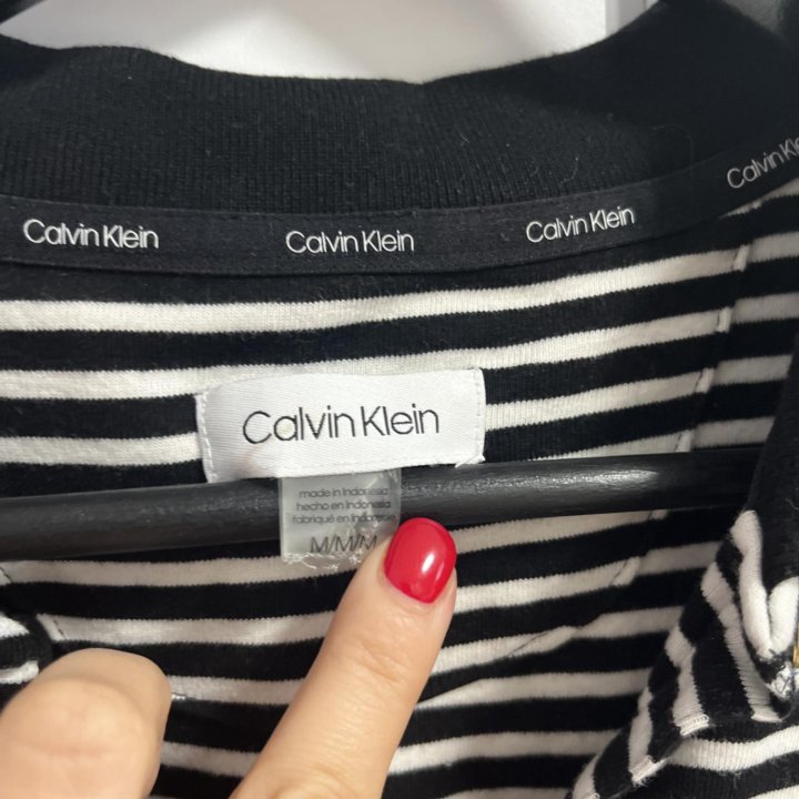 Платье Calvin Klein M оригинал б/у