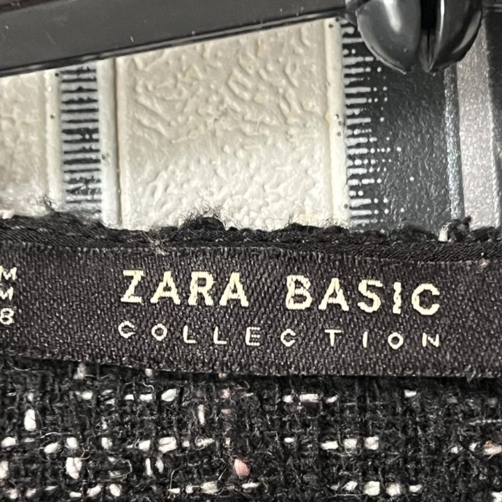 Костюм Zara твидовый