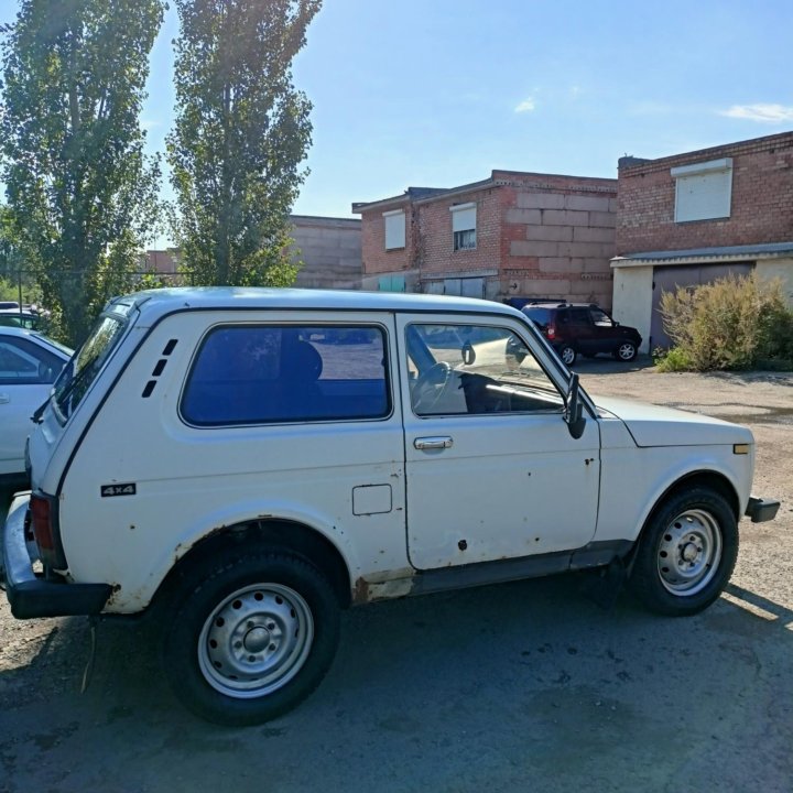 ВАЗ (Lada) Niva (4x4/Legend), 2003