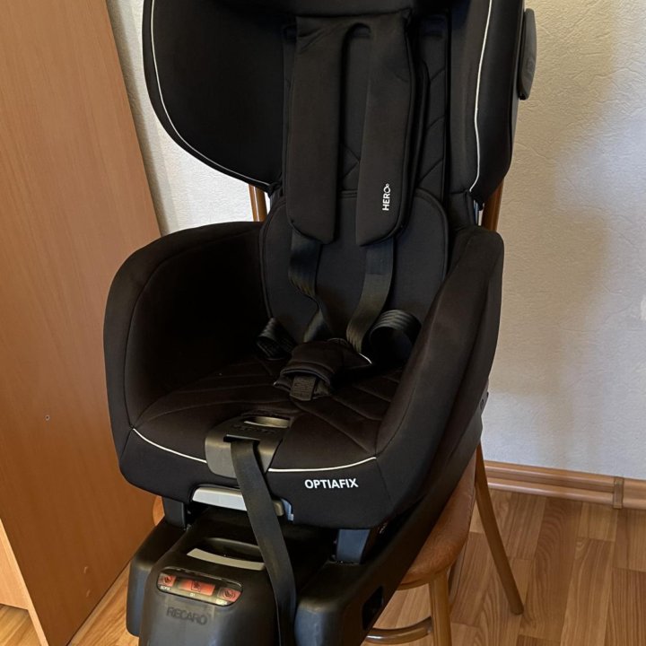 Автокресло Recaro OptiaFix Performance Black