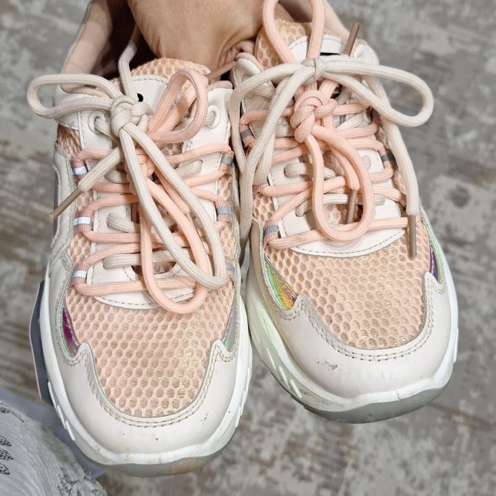 Кроссовки дев, р.36