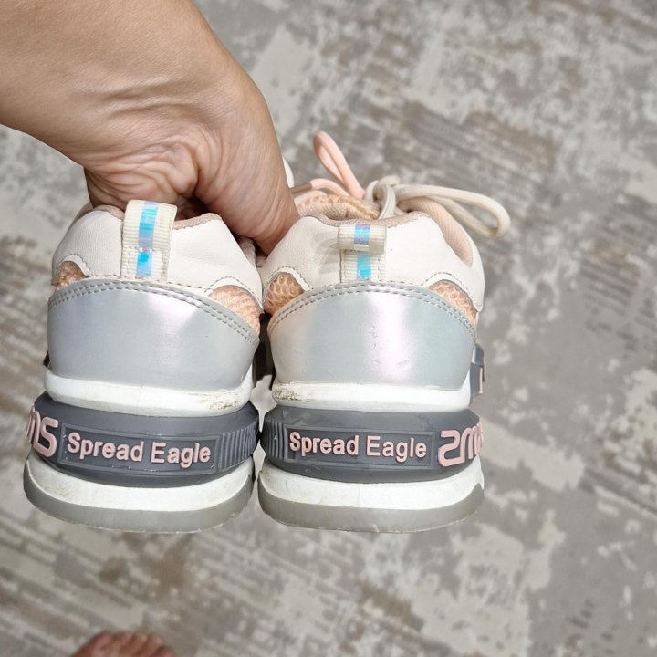 Кроссовки дев, р.36