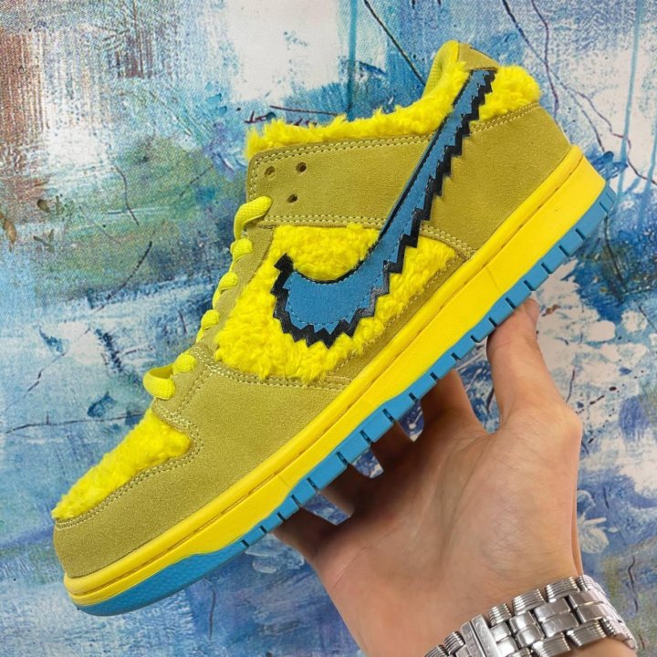 NIKE Dunk SB Low 'Grateful Dead – Yellow Bear'