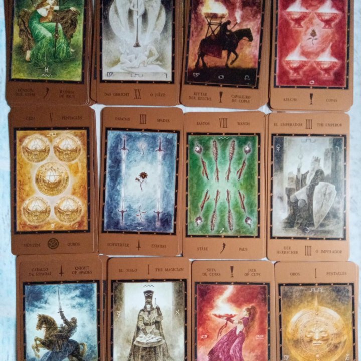 Labyrinth tarot