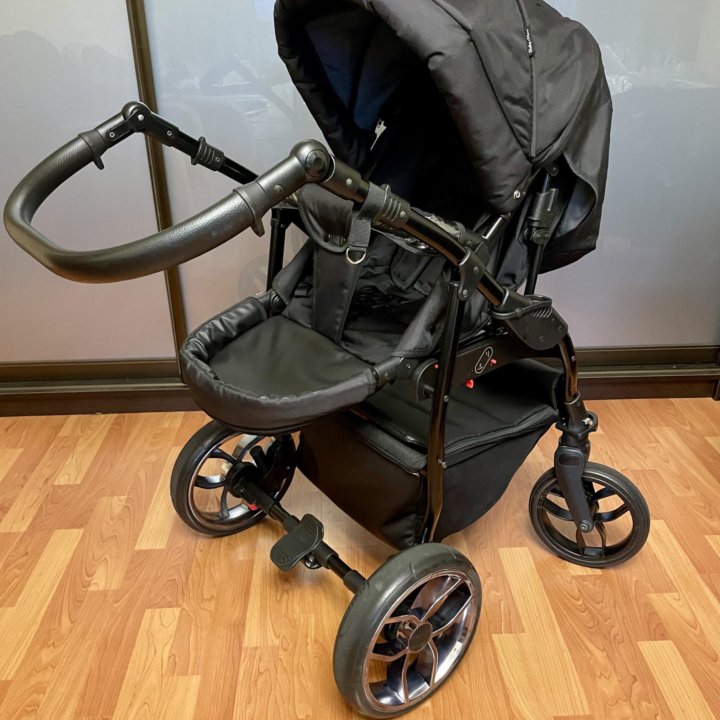 Коляска детская 3 в 1 Baby Merc Q9