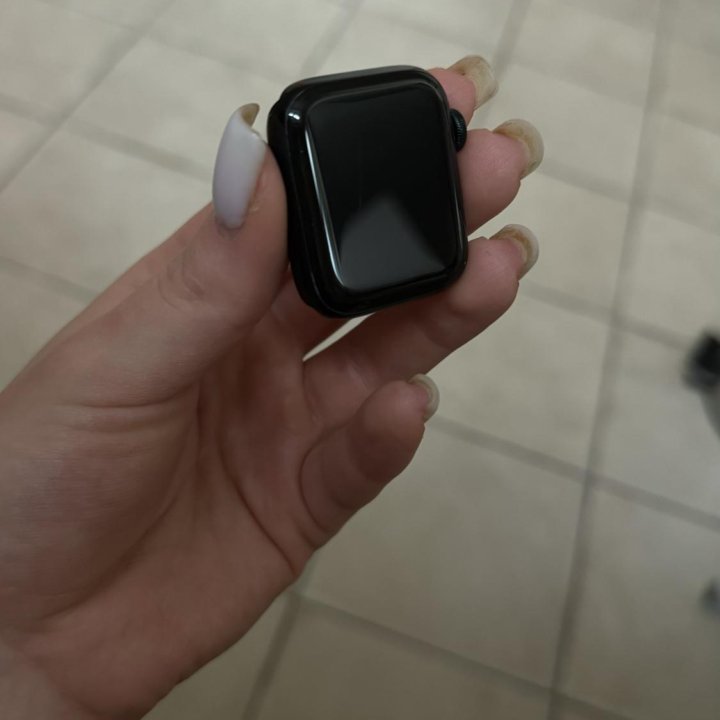 Часы Apple Watch SE 40mm