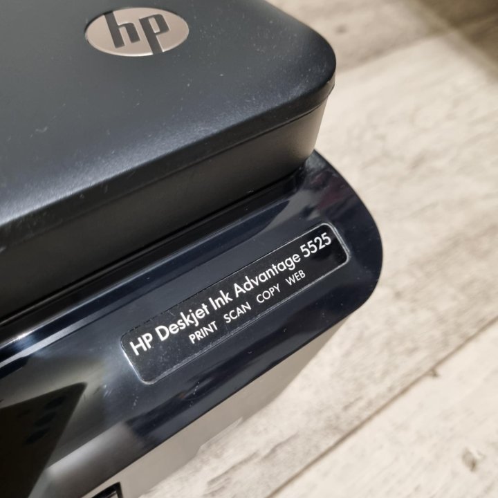 Принтер HP Deskjet Ink Advantage 5525