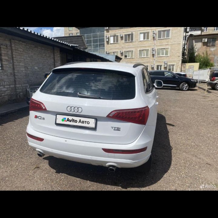 Audi Q5, 2010