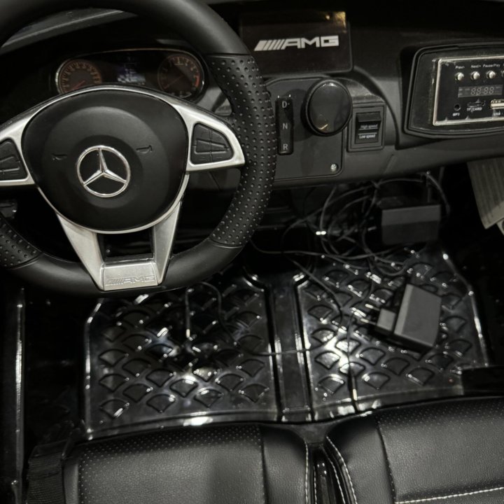 Электромобиль