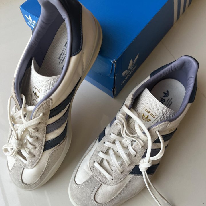 Adidas gazelle кеды женские 41-42