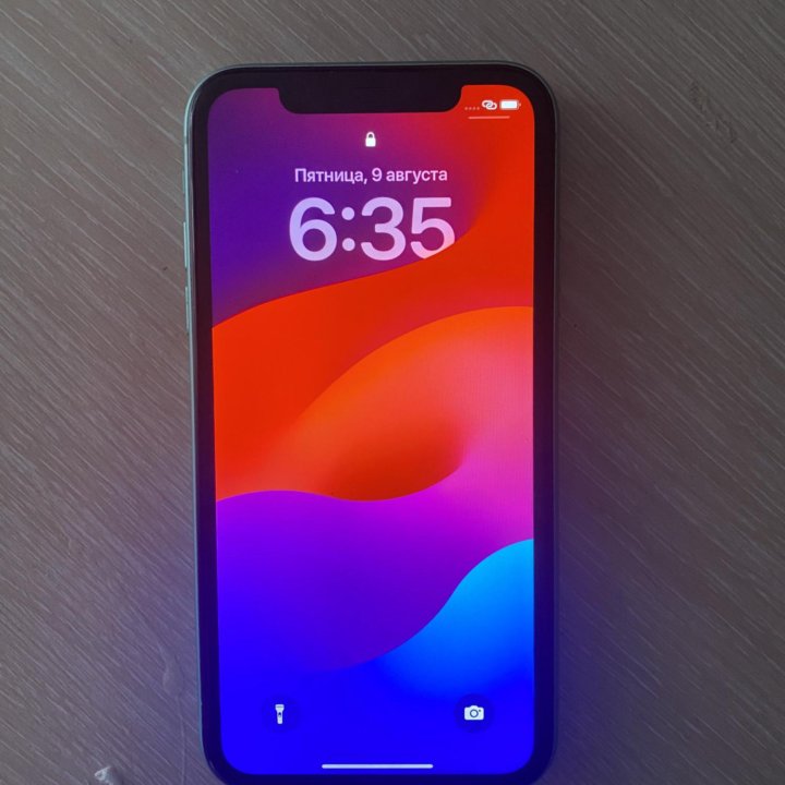 IPHONE 11