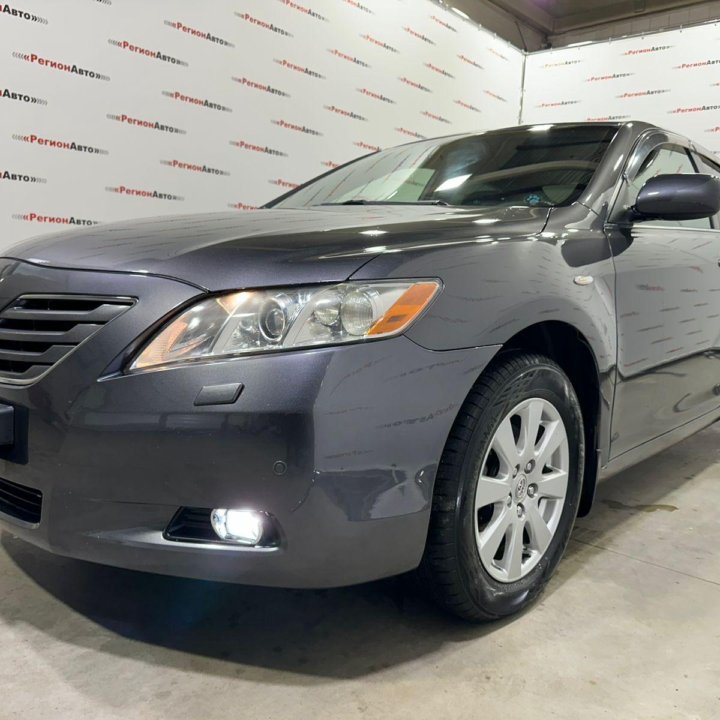 Toyota Camry, 2008