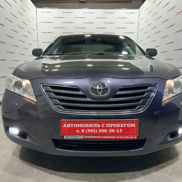 Toyota Camry, 2008