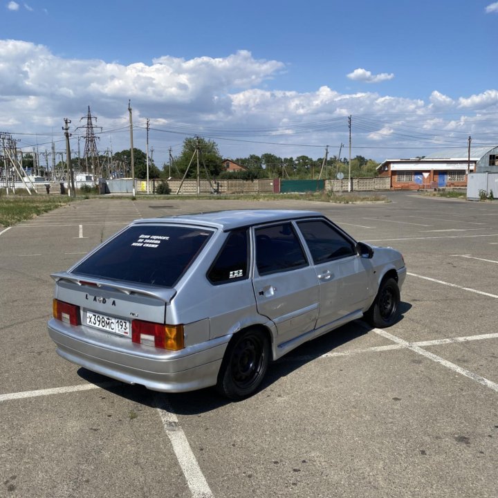 ВАЗ (Lada) 2114, 2005