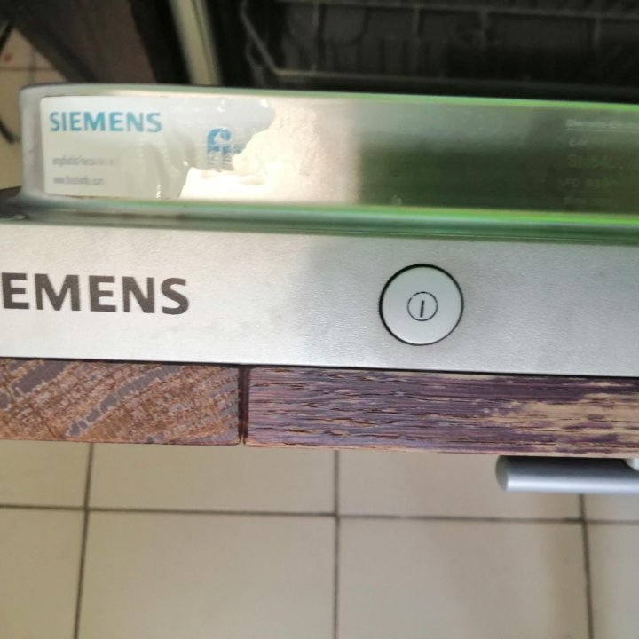 Посудомоечная машина Siemens SN64L070RU