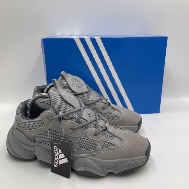 Кроссовки adidas