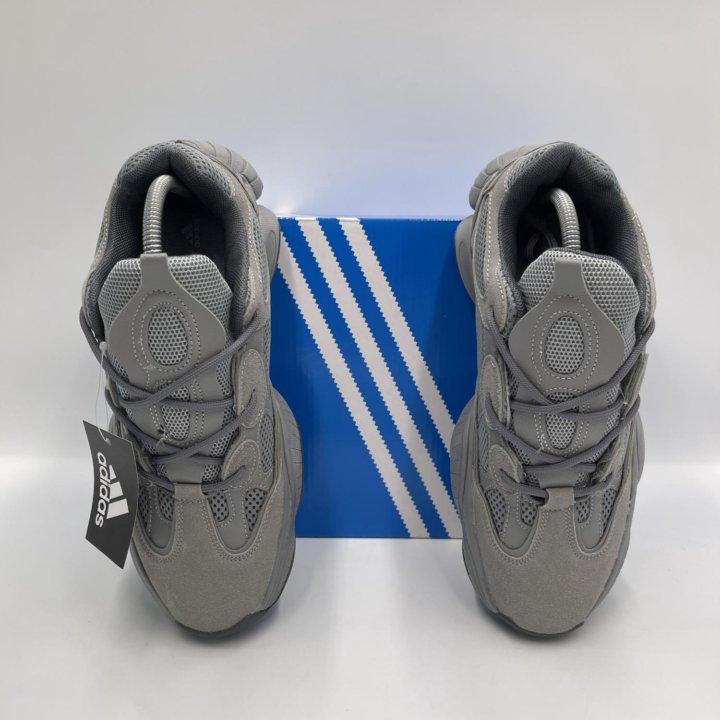 Кроссовки adidas