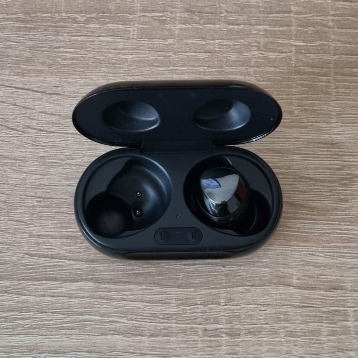 Беспроводные наушники samsung galaxy buds+