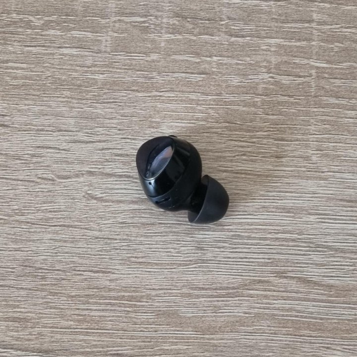 Беспроводные наушники samsung galaxy buds+