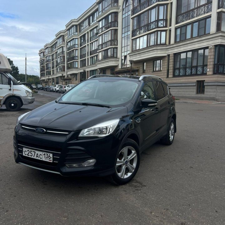 Ford Kuga, 2014