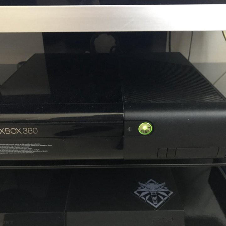 Xbox 360 E