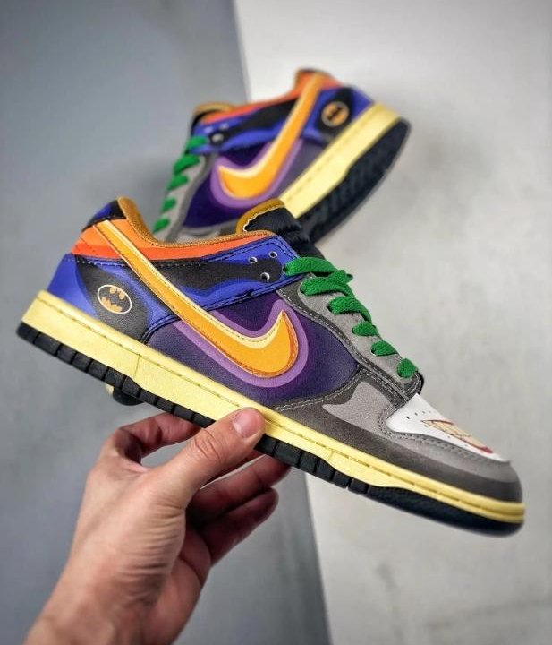 Nike Dunk Low Batman x Joker